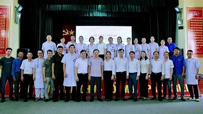 Trung tâm Y tế TP Đông Triều: Khám, tư vấn sức khỏe, cấp thuốc miễn phí cho gia đình chính sách, Người có công với cách mạng tại phường Bắc An Phụ (TP Hải Phòng)